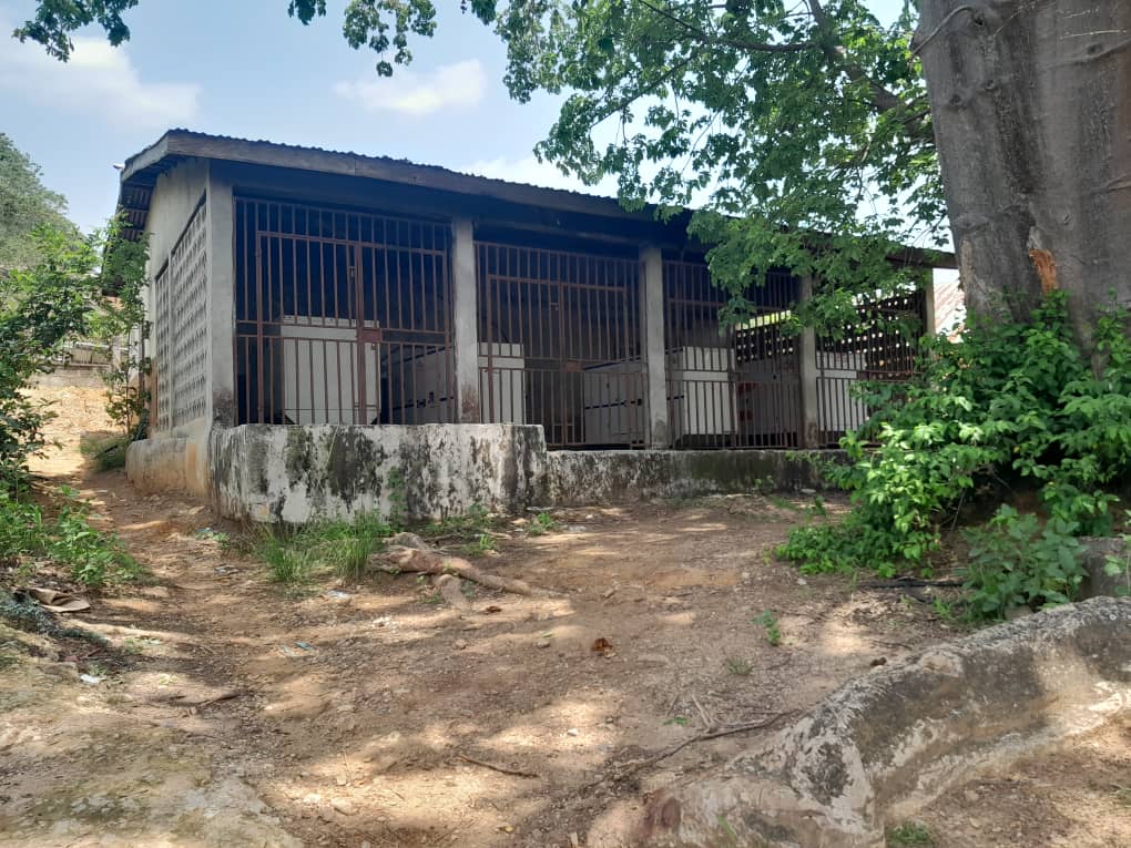 Generators at Kabala Government Hospital, an off-grid health facility (credit: Albert Moiwa).